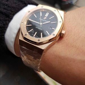 Meet your Posher, Roberto